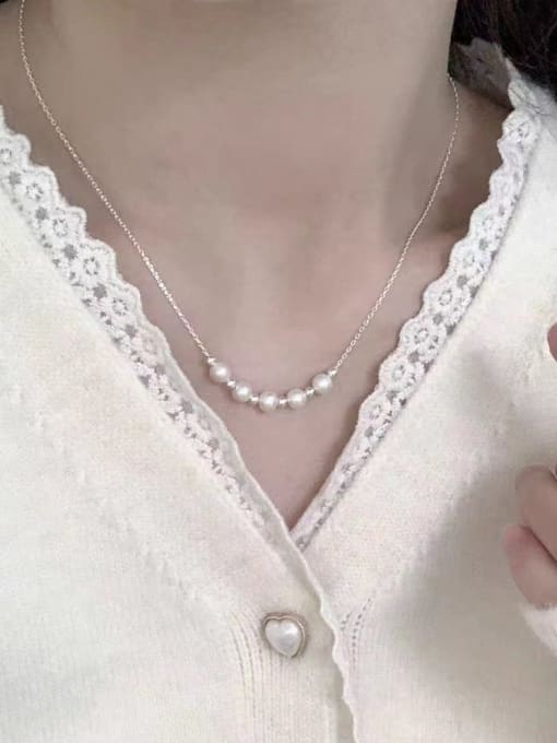 Halskette aus 925er Sterlingsilber mit Imitationsperlen